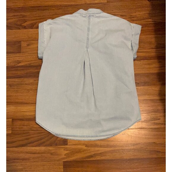 Cloth & Stone Chambray Split Neck Top XS Blue Tencel Short Sleeve Casual Blouse - Picture 2 of 10